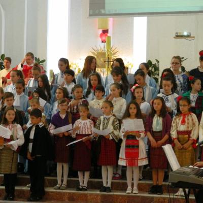 16 mai: Tămăşeni: Ziua Bolnavului