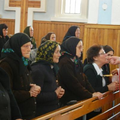 16 mai: Tămăşeni: Ziua Bolnavului