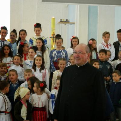 16 mai: Tămăşeni: Ziua Bolnavului