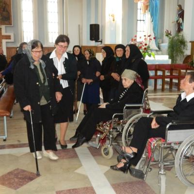 16 mai: Tămăşeni: Ziua Bolnavului