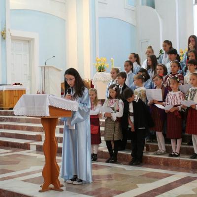 16 mai: Tămăşeni: Ziua Bolnavului