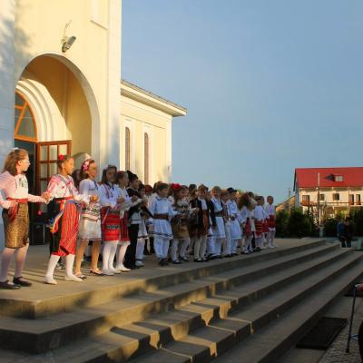 16 mai: Tămăşeni: Ziua Bolnavului