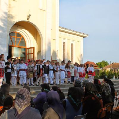 16 mai: Tămăşeni: Ziua Bolnavului