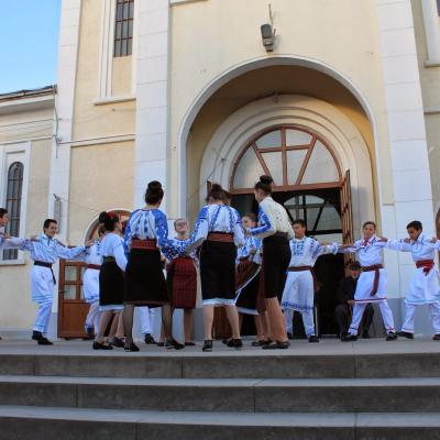 16 mai: Tămăşeni: Ziua Bolnavului