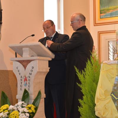 17 mai: Ciugheş: Prima Spovadă şi prima sfântă Împărtăşanie