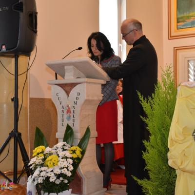 17 mai: Ciugheş: Prima Spovadă şi prima sfântă Împărtăşanie