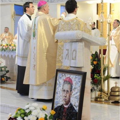 17 mai: Iaşi (catedrală): Liturghie la 1 an de la beatificarea ep. Anton Durcovici