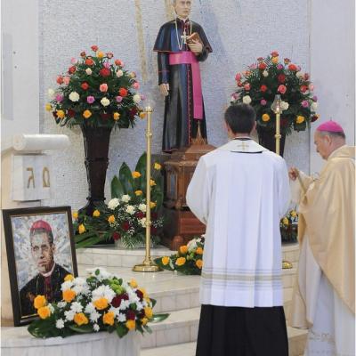 17 mai: Iaşi (catedrală): Liturghie la 1 an de la beatificarea ep. Anton Durcovici