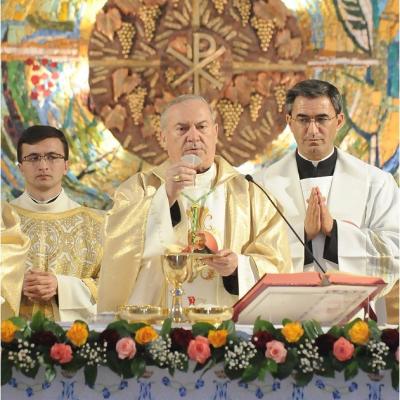 17 mai: Iaşi (catedrală): Liturghie la 1 an de la beatificarea ep. Anton Durcovici