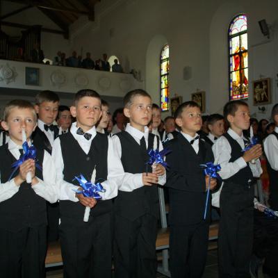 17 mai: Cleja "Sfântul Francisc": Prima sfântă Împărtăşanie