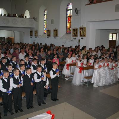 17 mai: Cleja "Sfântul Francisc": Prima sfântă Împărtăşanie