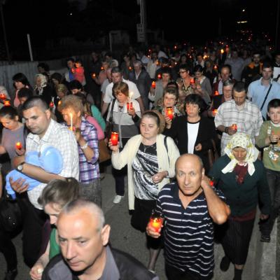 24 mai: Baraţi: Rusalii, hram şi pelerinaj