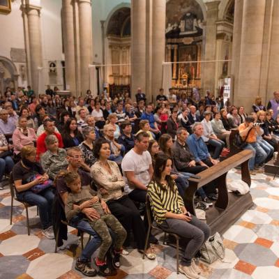 25 mai: Torino: Liturghia venerării Giulgiului prezidată de PS Aurel Percă