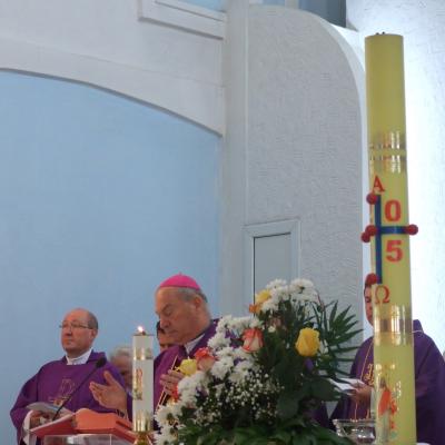 27 mai: Tămăşeni: Funeraliile părintelui Damian Vătămănelu