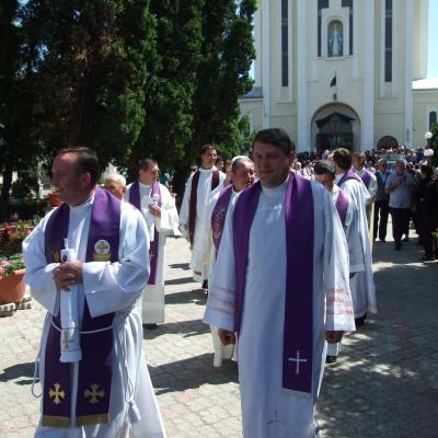 27 mai: Tămăşeni: Funeraliile părintelui Damian Vătămănelu