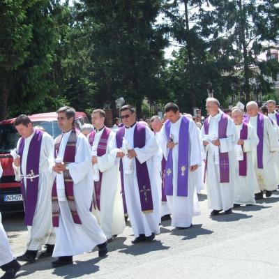 27 mai: Tămăşeni: Funeraliile părintelui Damian Vătămănelu
