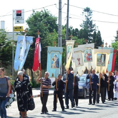 27 mai: Tămăşeni: Funeraliile părintelui Damian Vătămănelu