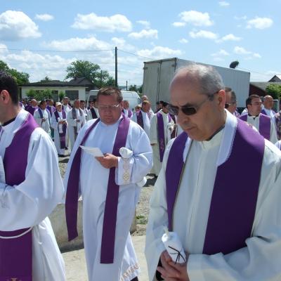 27 mai: Tămăşeni: Funeraliile părintelui Damian Vătămănelu