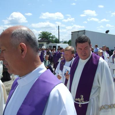 27 mai: Tămăşeni: Funeraliile părintelui Damian Vătămănelu