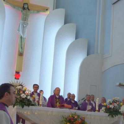 27 mai: Tămăşeni: Funeraliile părintelui Damian Vătămănelu