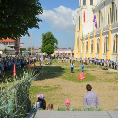 30 mai: Adjudeni: La 15 ani de Scout