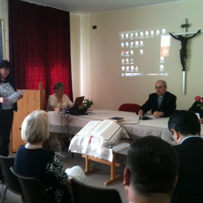 30 mai: Traian: Simpozionul naţional "Şcoala - pedagog al vocaţiei"