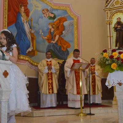 31 mai: Huşi-Corni: Prima Sfântă Împărtăşanie alături de episcopul Aurel Percă