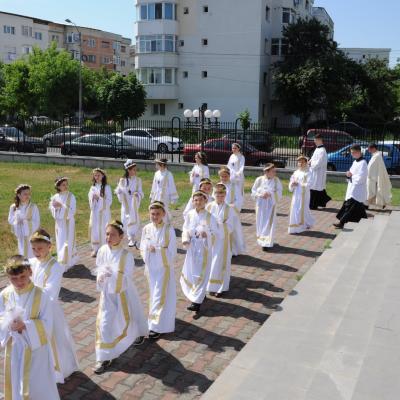 31 mai: Bacău "Fericitul Ieremia": Prima sfântă Împărtăşanie