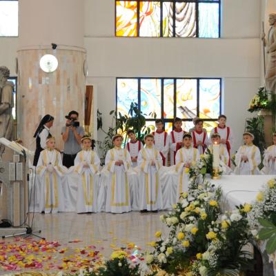 31 mai: Bacău "Fericitul Ieremia": Prima sfântă Împărtăşanie