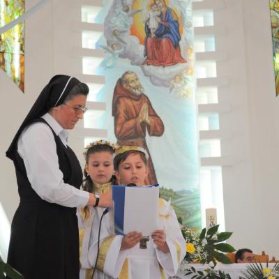 31 mai: Bacău "Fericitul Ieremia": Prima sfântă Împărtăşanie