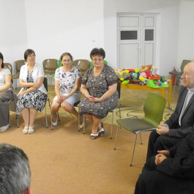 1 iunie: Iaşi: O relicvă a sfântului Vincenţiu de Paul la vincenţienii din comunitatea "Sfânta Tereza a Pruncului Isus"