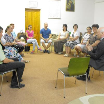 1 iunie: Iaşi: O relicvă a sfântului Vincenţiu de Paul la vincenţienii din comunitatea "Sfânta Tereza a Pruncului Isus"