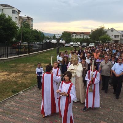 4 iunie: Bacău "Fericitul Ieremia": Procesiunea euharistică de Joia Verde