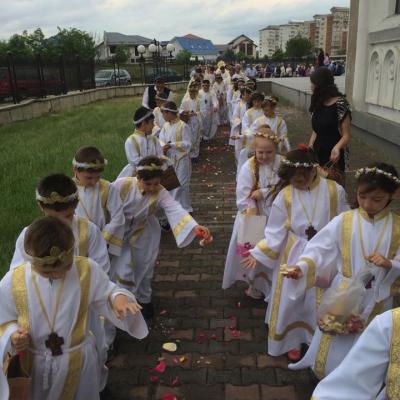4 iunie: Bacău "Fericitul Ieremia": Procesiunea euharistică de Joia Verde