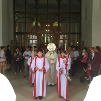 4 iunie: Bacău "Fericitul Ieremia": Procesiunea euharistică de Joia Verde