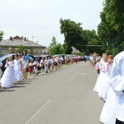 4 iunie: Gherăeşti: Hramul parohiei