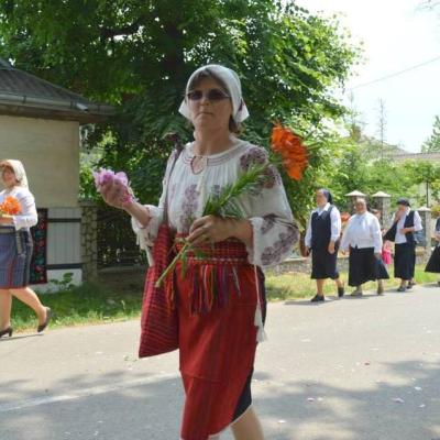 4 iunie: Gherăeşti: Hramul parohiei