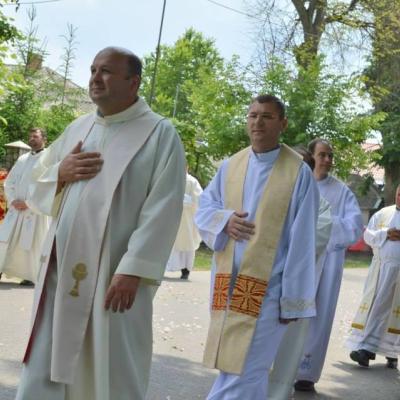 4 iunie: Gherăeşti: Hramul parohiei