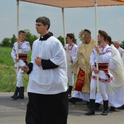 4 iunie: Gherăeşti: Hramul parohiei
