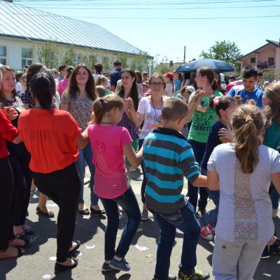 6 iunie: Rotunda: Sărbătoarea Copiilor 2015