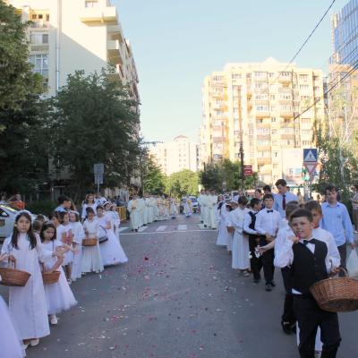 7 iunie: Iaşi (catedrală): Trupul şi Sângele Domnului. Foto: Ionuţ-Gabriel Giurgică