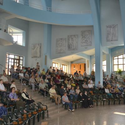 8-13 iunie: Roman "Inima Neprihănită a Mariei": Săptămâna familiei