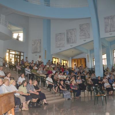 8-13 iunie: Roman "Inima Neprihănită a Mariei": Săptămâna familiei