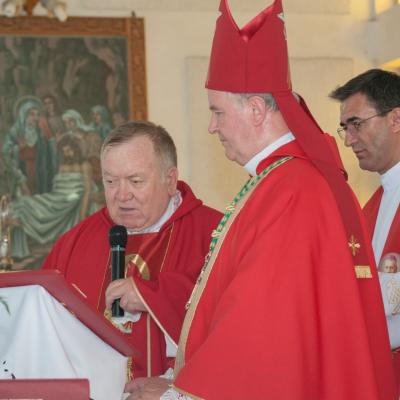 14 iunie: Fărcăşeni: Administrarea Mirului