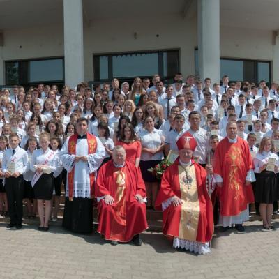 14 iunie: Fărcăşeni: Administrarea Mirului