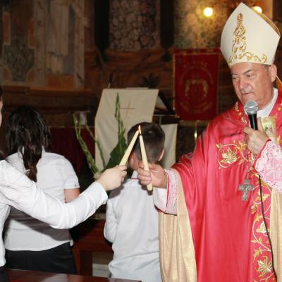 14 iunie: Roma (IT): Conferirea sfântului Mir în biserica "San Vitale"