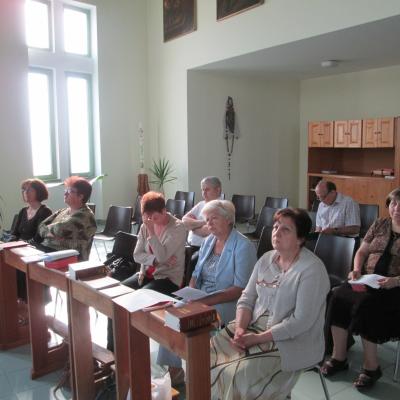 19-21 iunie: Traian: "Cum devenim ucenici ai lui Isus?" Exerciţii spirituale pentru membrii Mişcării "Familiile de Nazaret" din Iaşi