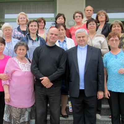 19-21 iunie: Traian: "Cum devenim ucenici ai lui Isus?" Exerciţii spirituale pentru membrii Mişcării "Familiile de Nazaret" din Iaşi