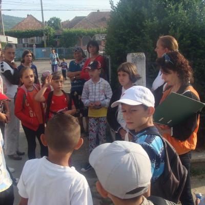 20 iunie: Oituz: Entuziasmul voluntarilor face "minuni"