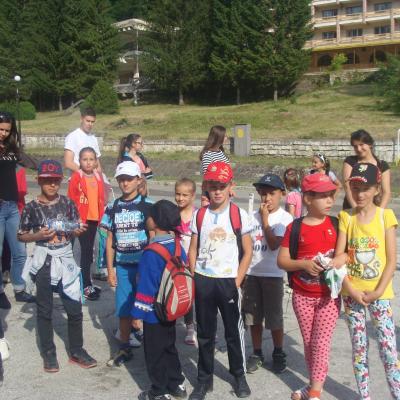 20 iunie: Oituz: Entuziasmul voluntarilor face "minuni"